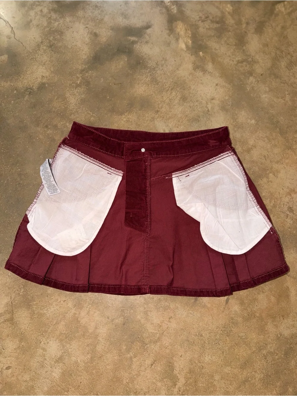 Celebrity Pink Burgundy Corduroy Mini Skirt Size Small Heart Button Pockets NWT